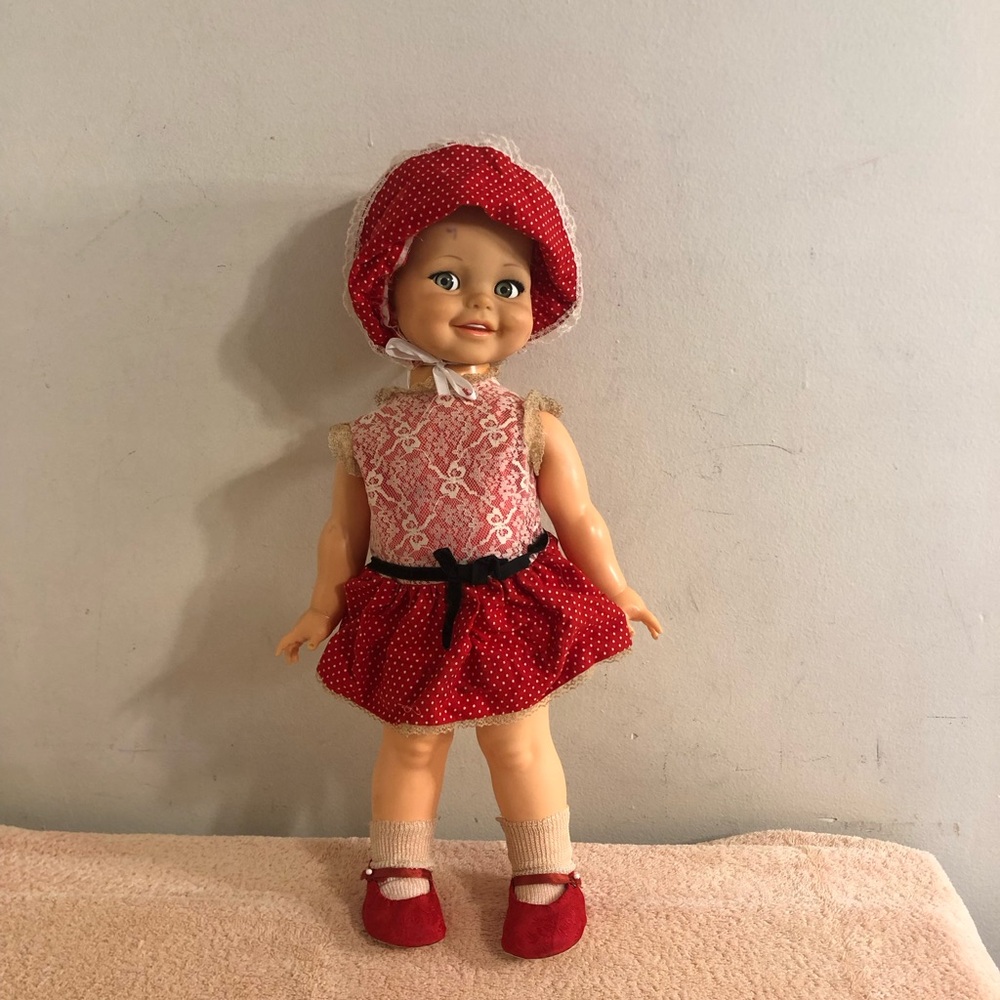 Vintage 1966 Ideal Toy Giggles 18” Doll With Outfit